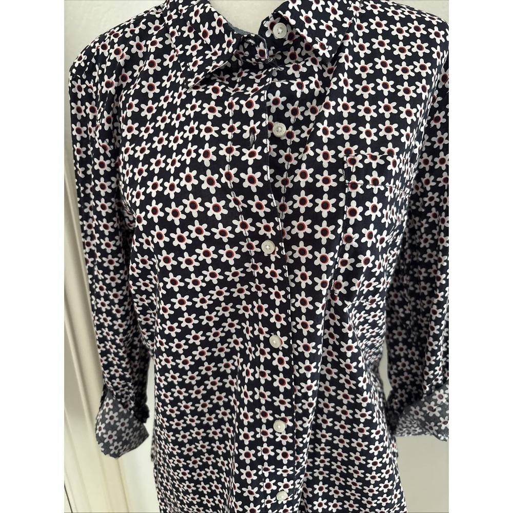 Tommy Hilfiger women Roll Tab Medium Shirt Navy Flowers Preppy NWT Heritage
